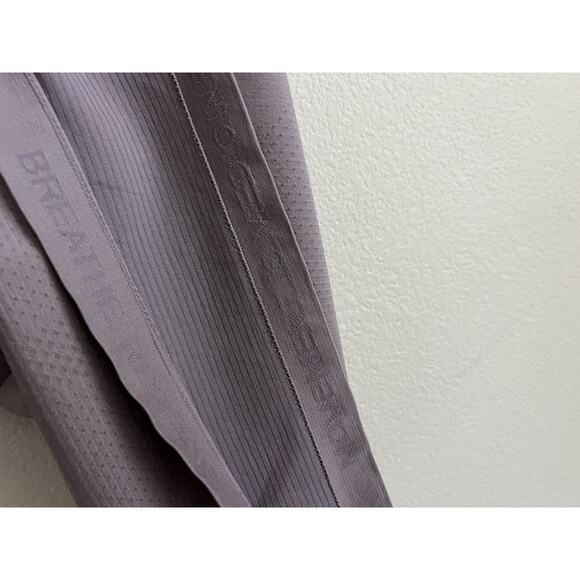 Lululemon Tank Top Womens Size 10 Purple - Picture 3 of 5